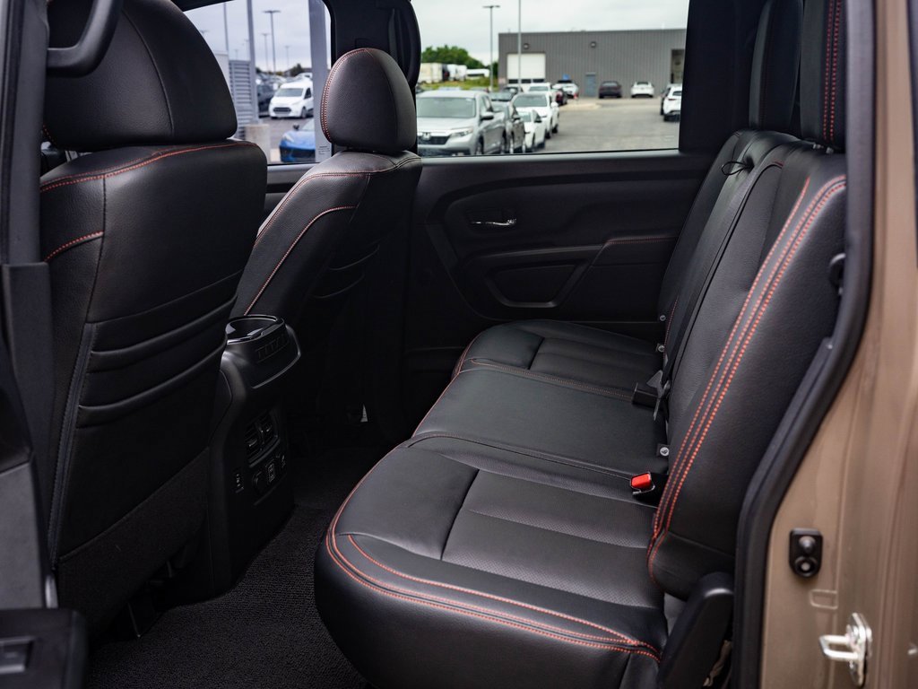2021 Nissan Titan PRO-4X photo 22