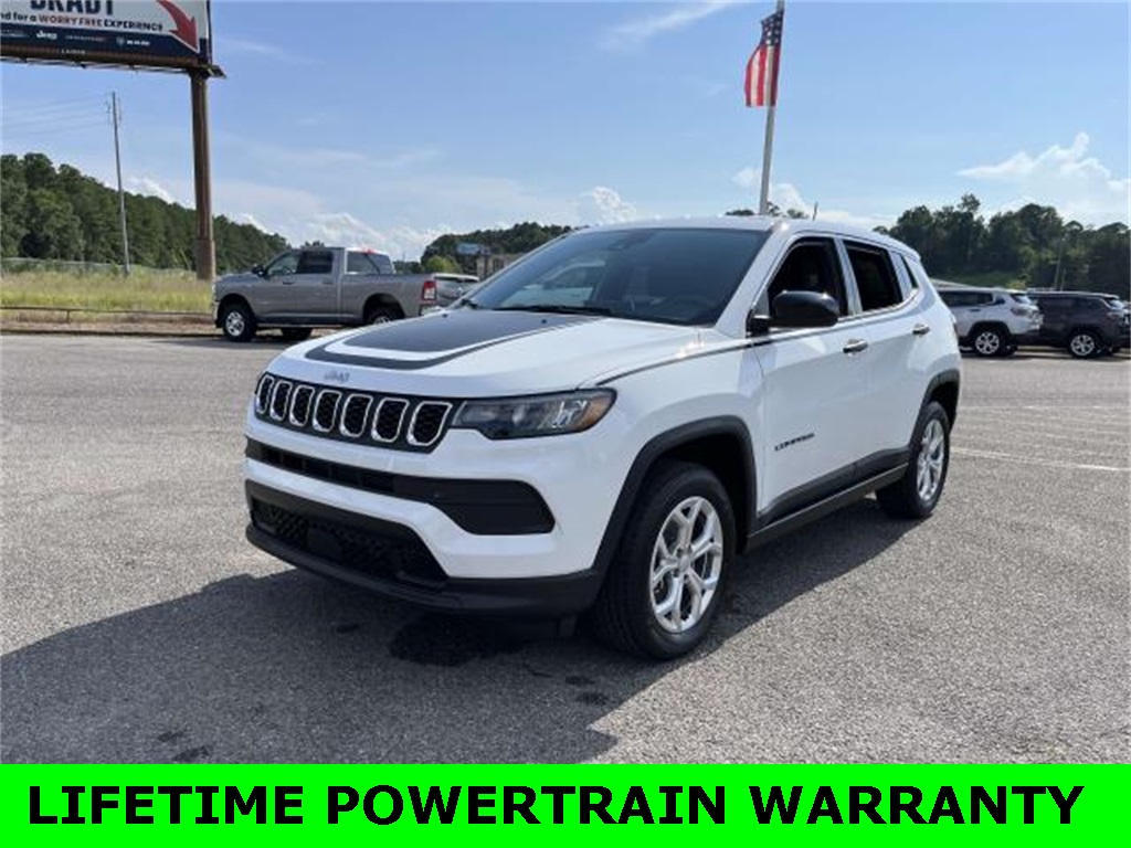 2024 Jeep Compass Sport photo 2