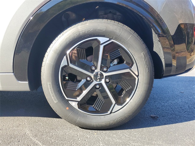 2026 Kia Niro SX photo 4