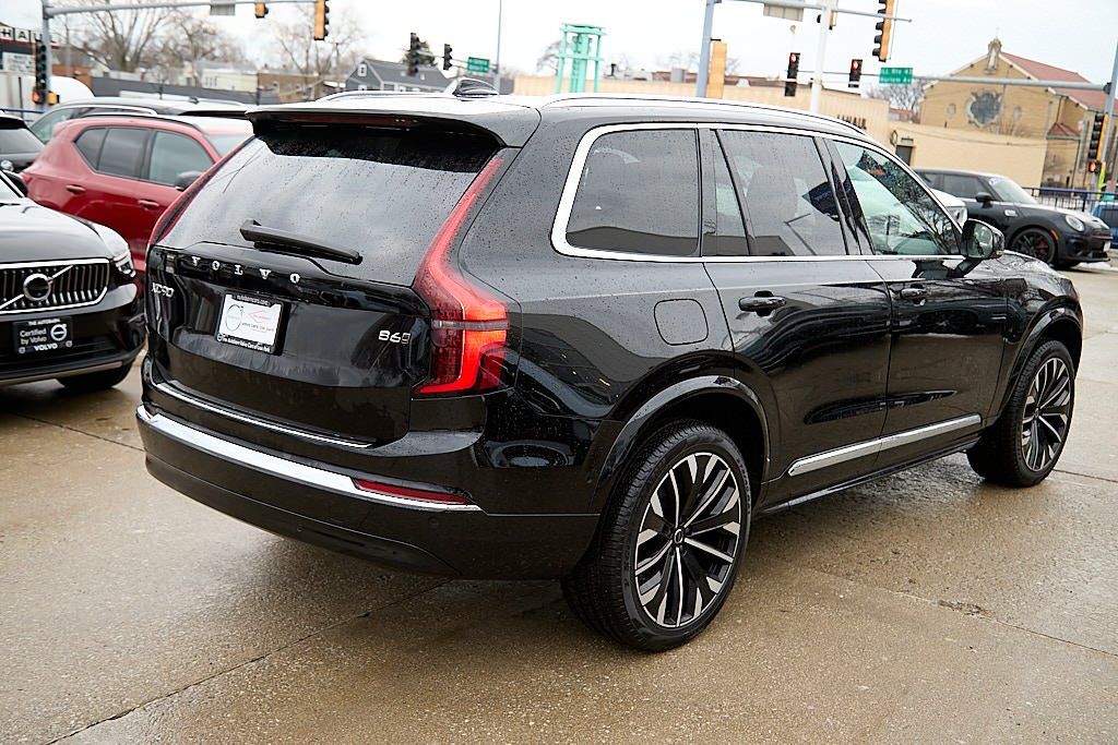 2026 VOLVO XC90 - Image 8