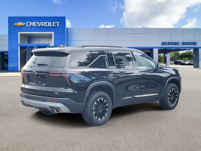 2024 Chevrolet Traverse Z71 photo 4