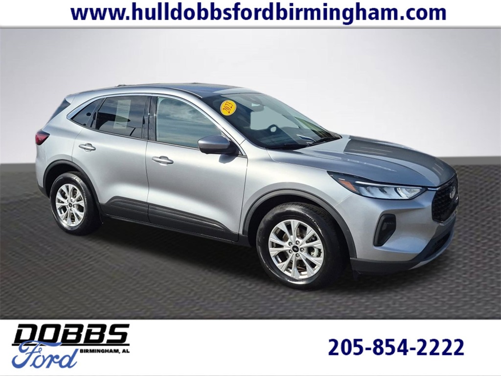 2023 Ford Escape Active's photo