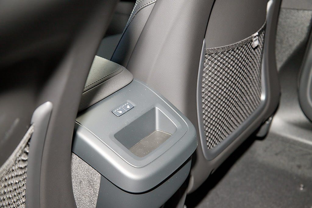 2026 VOLVO XC60 - Image 20