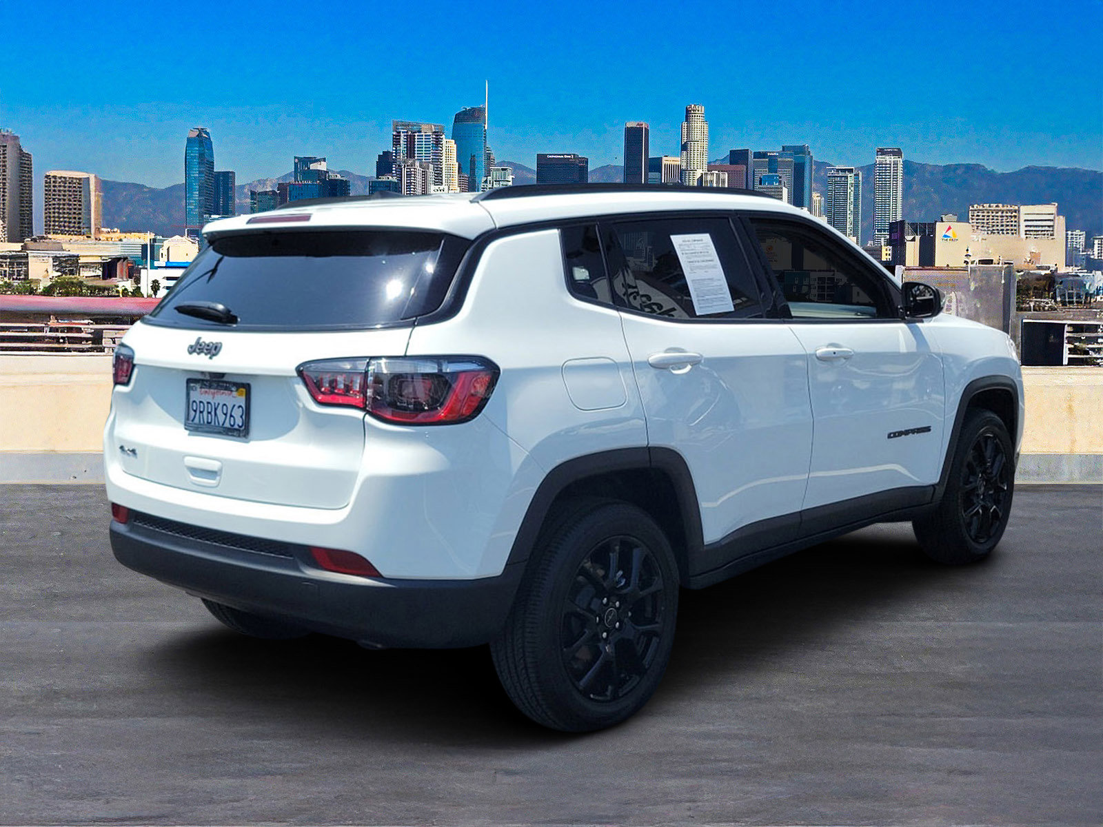 Used 2025 Bright White Clearcoat Jeep Latitude image 3