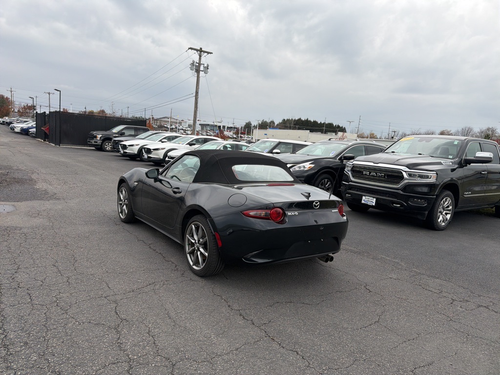 2023 Mazda MX-5 Miata Miata Grand Touring photo 4