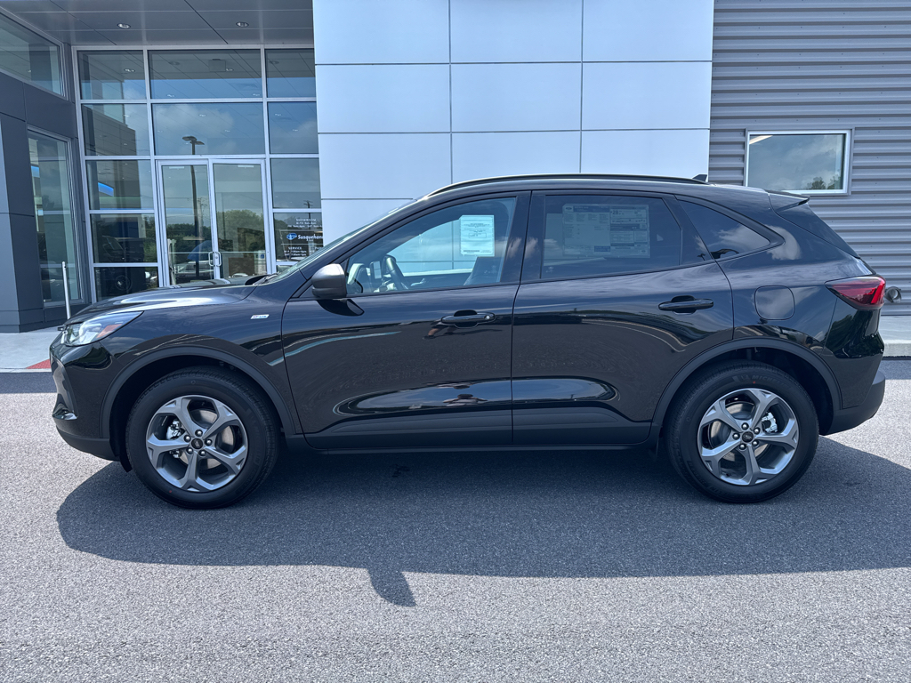 2025 Ford Escape ST-Line photo 24