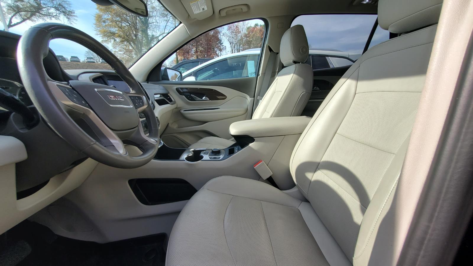 2020 Gmc Terrain Denali photo 2