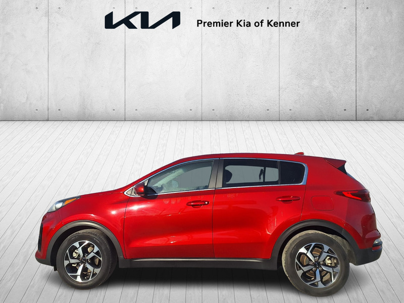 2022 Kia Sportage LX photo 2