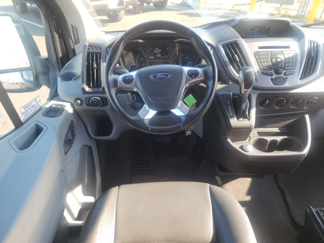 2017 Ford Transit photo 3