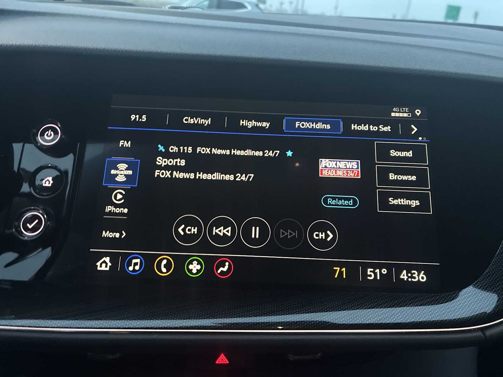 2023 Buick Envision Preferred photo 4