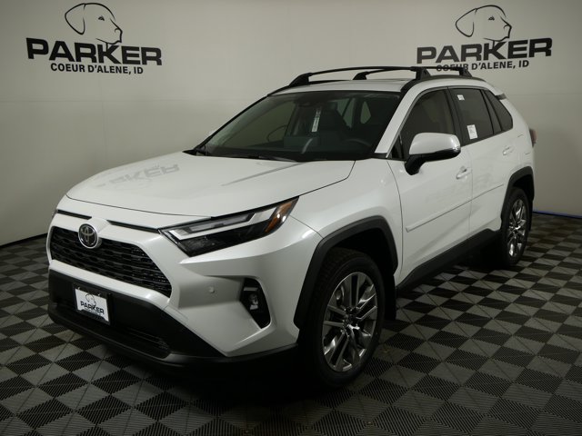 2025 Toyota RAV4 XLE Premium's photo
