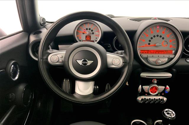 2010 Mini Cooper S photo 3