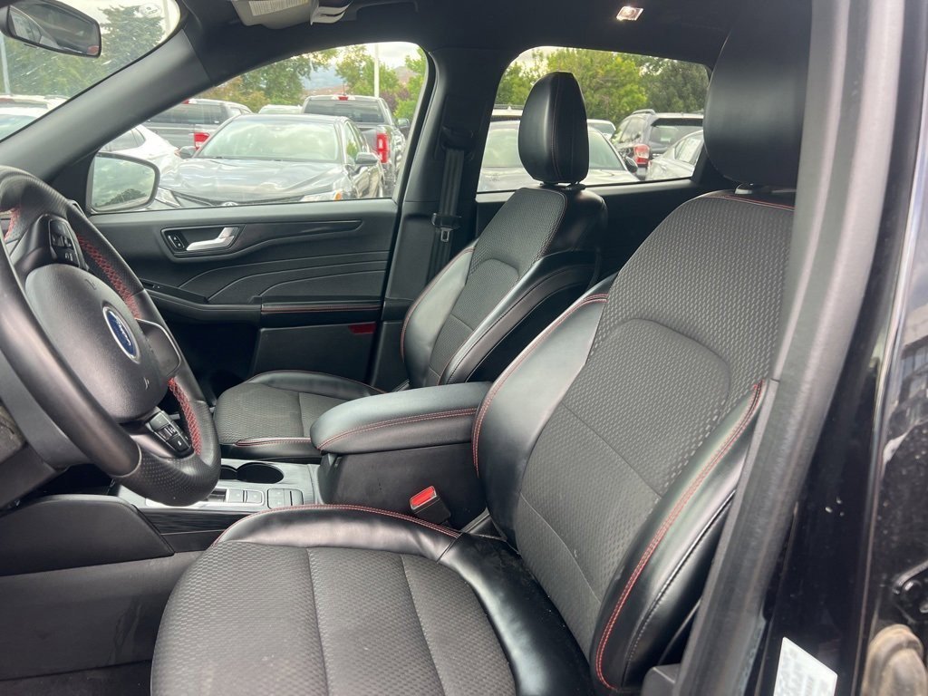 2023 Ford Escape ST-Line photo 21
