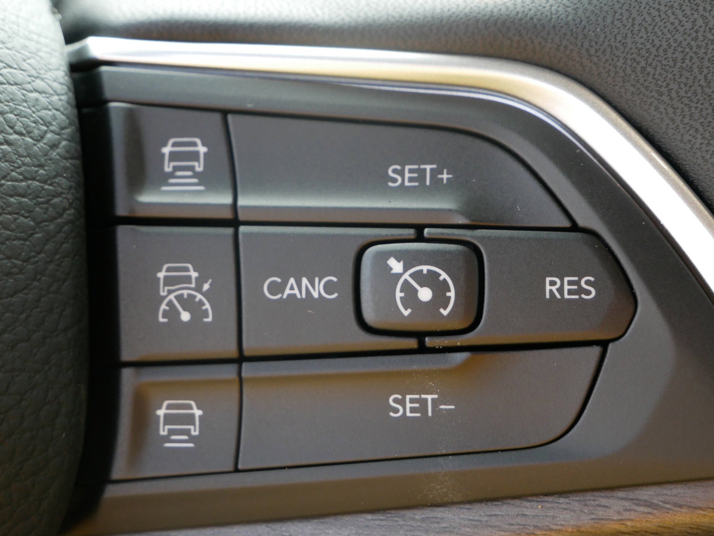 2025 Jeep Grand Cherokee Limited photo 15