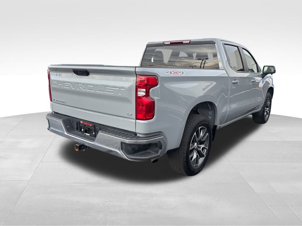 2024 Chevrolet Silverado 1500 LT photo 4
