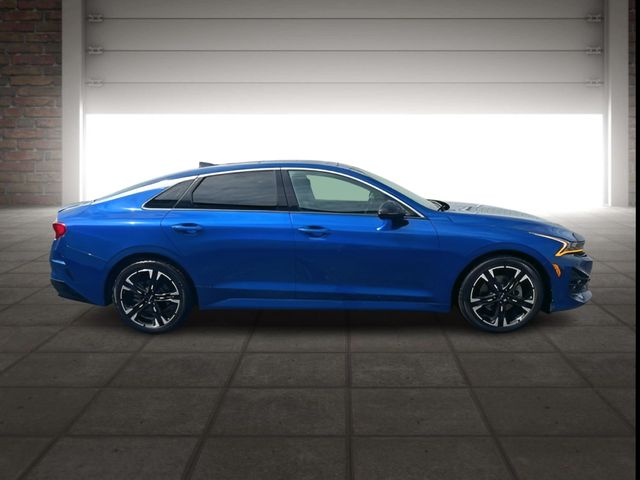 2023 Kia K5 GT-Line photo 2