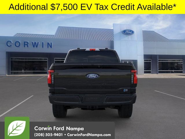 2025 Ford F-150 Lightning photo 4