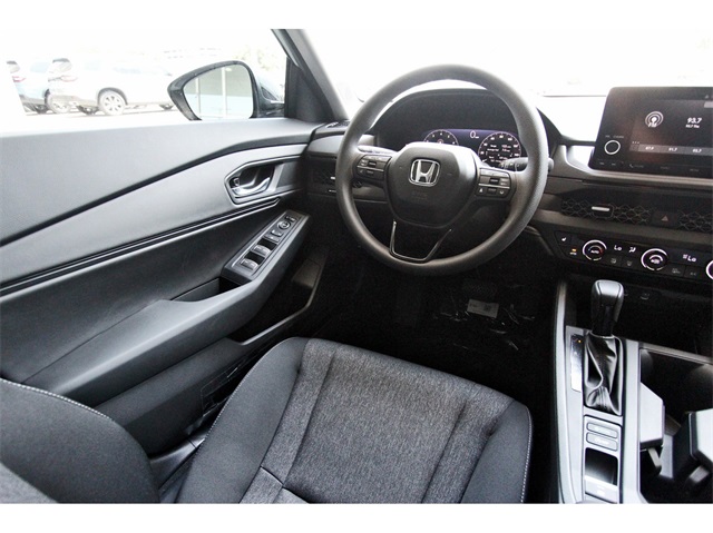 2025 Honda Accord SE photo 6