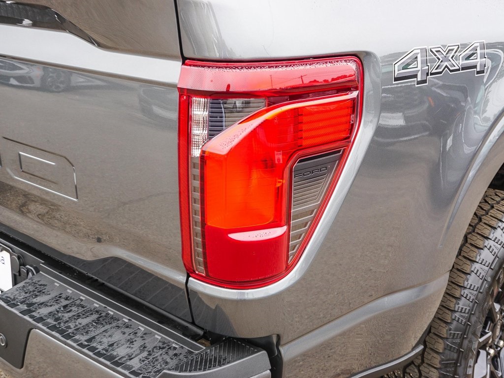 2025 Ford F-150 XLT photo 8
