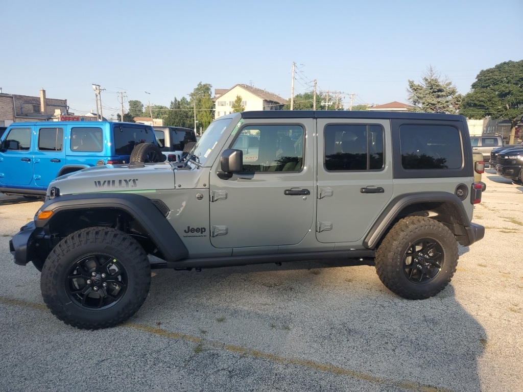 2025 Jeep Wrangler Willys photo 4