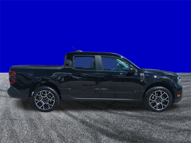 2025 Ford Maverick Lariat photo 2