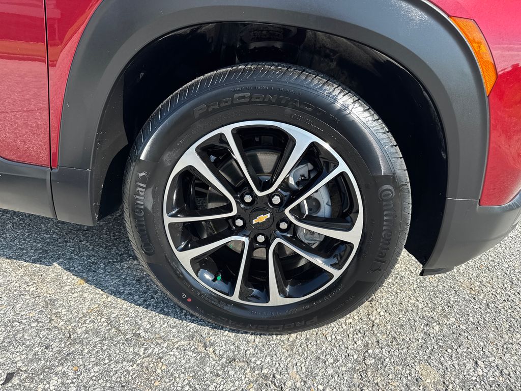 2024 Chevrolet Trailblazer LT photo 9