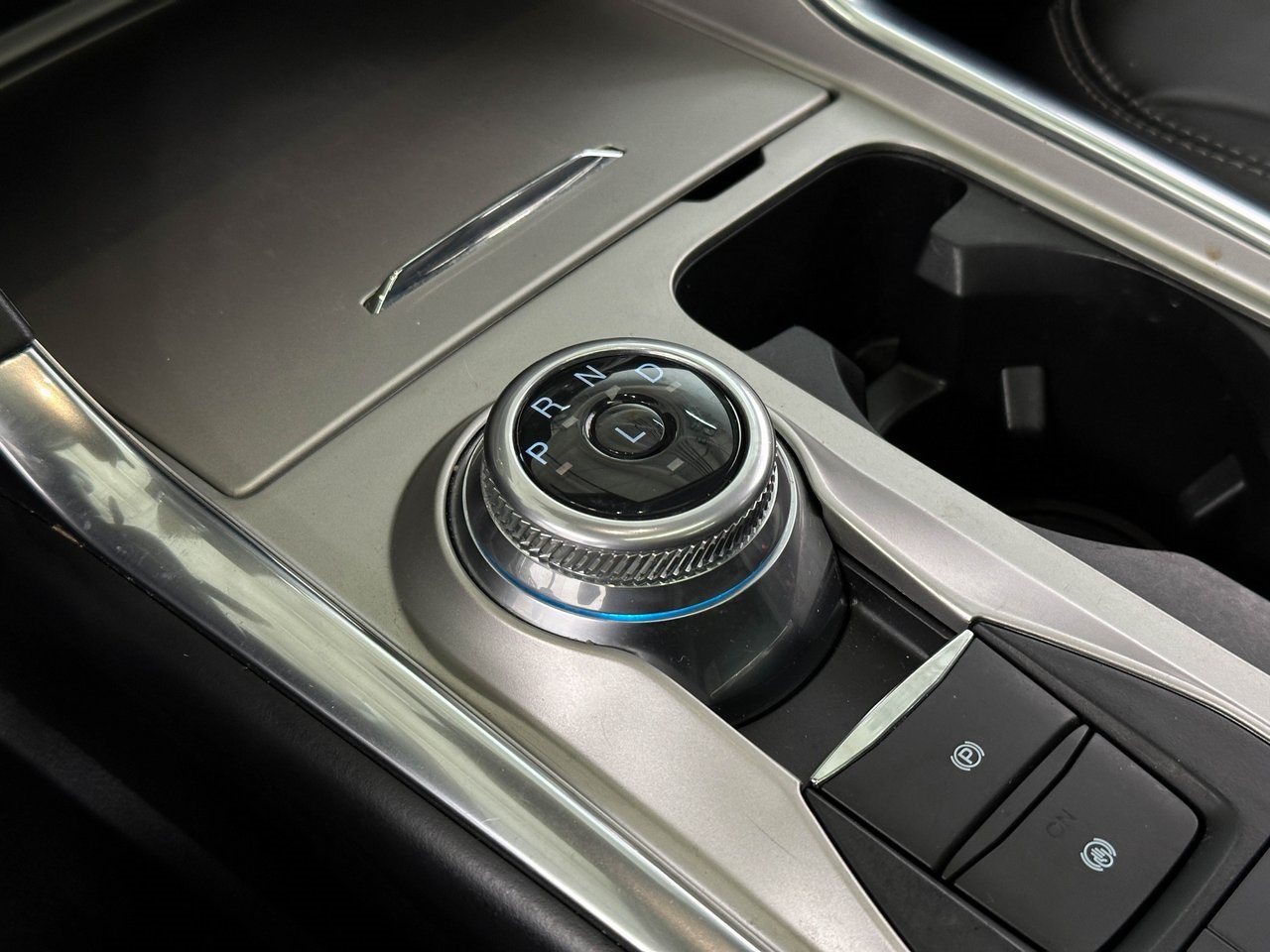 2022 Ford Explorer XLT photo 27