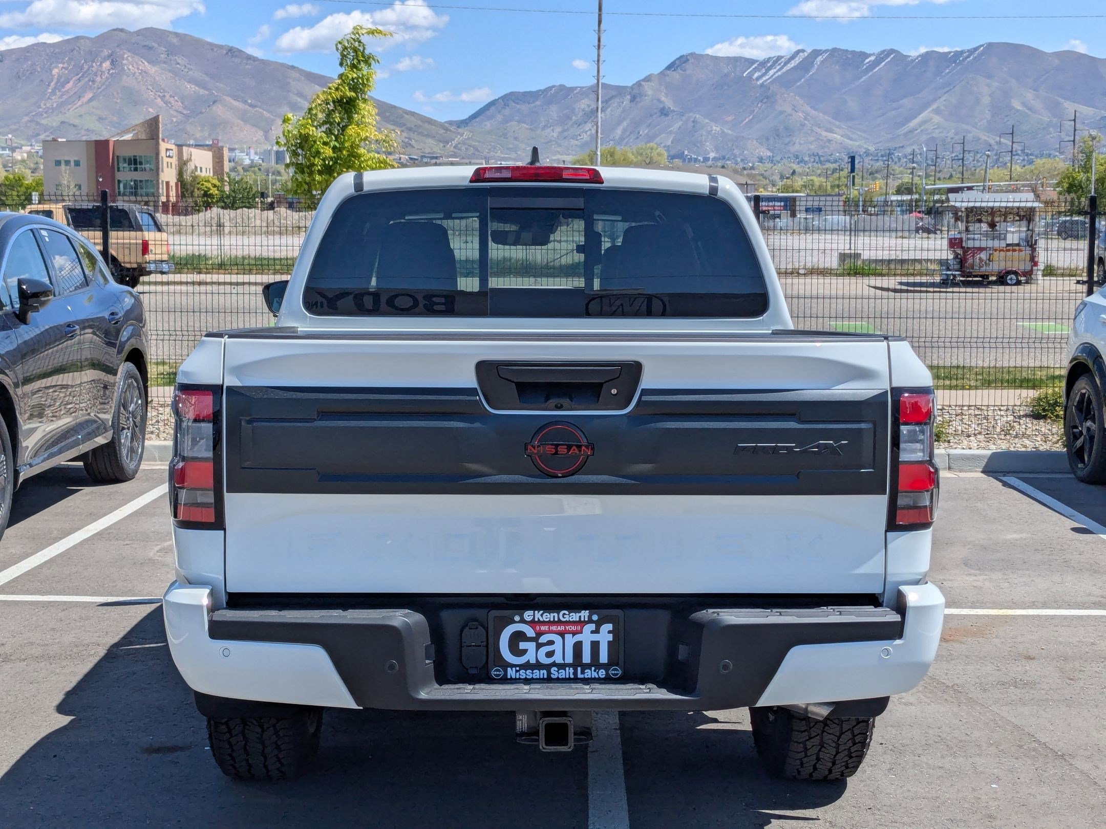 2025 Nissan Frontier PRO-4X photo 4