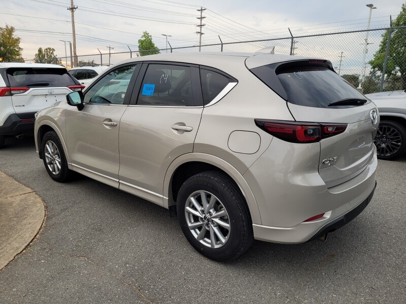 2024 Mazda CX-5 2.5 Select photo 2