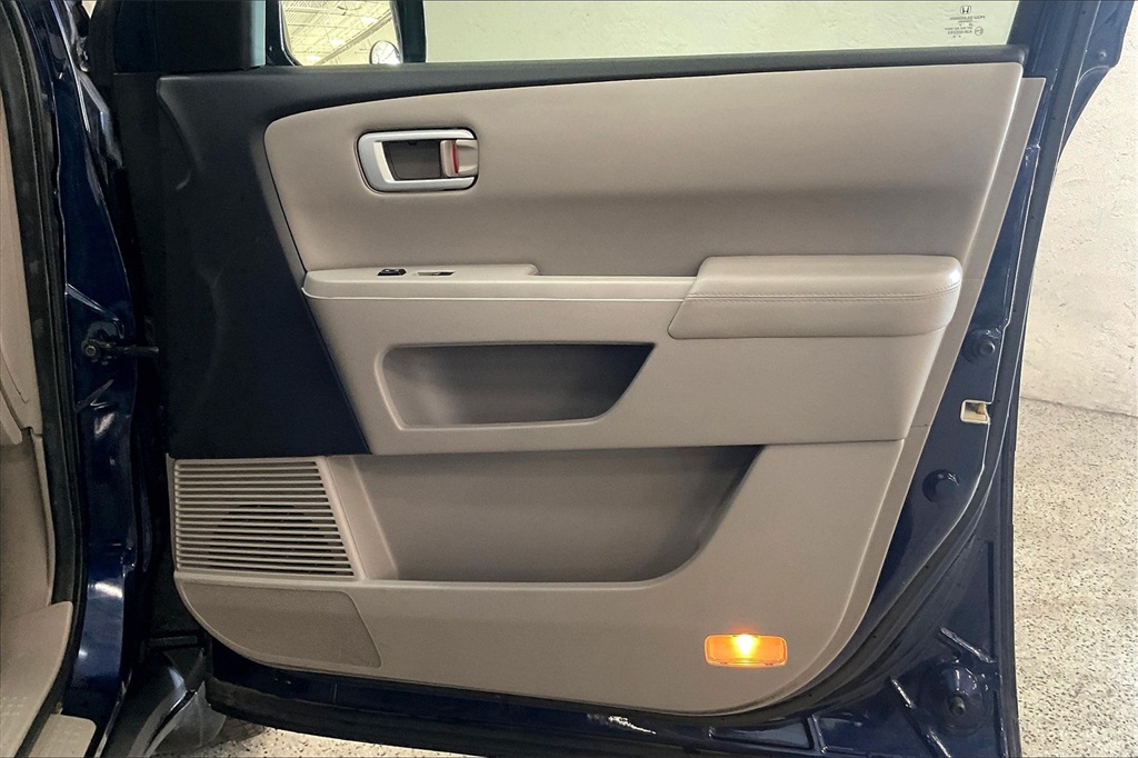 2013 Honda Pilot Touring photo 22