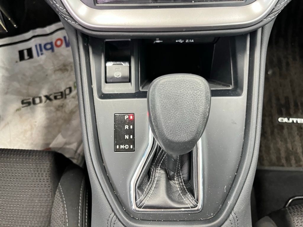 2020 Subaru Outback 2.5i photo 13