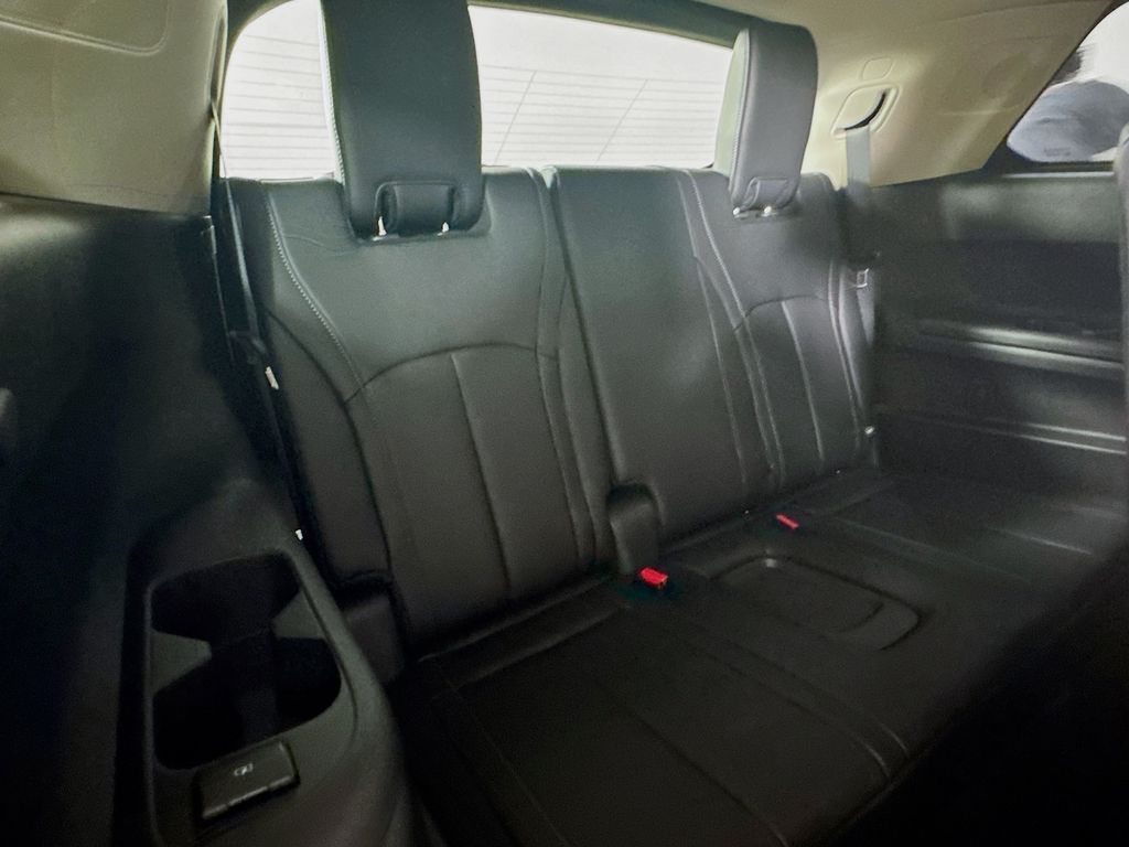 2026 Infiniti QX60 Luxe photo 28