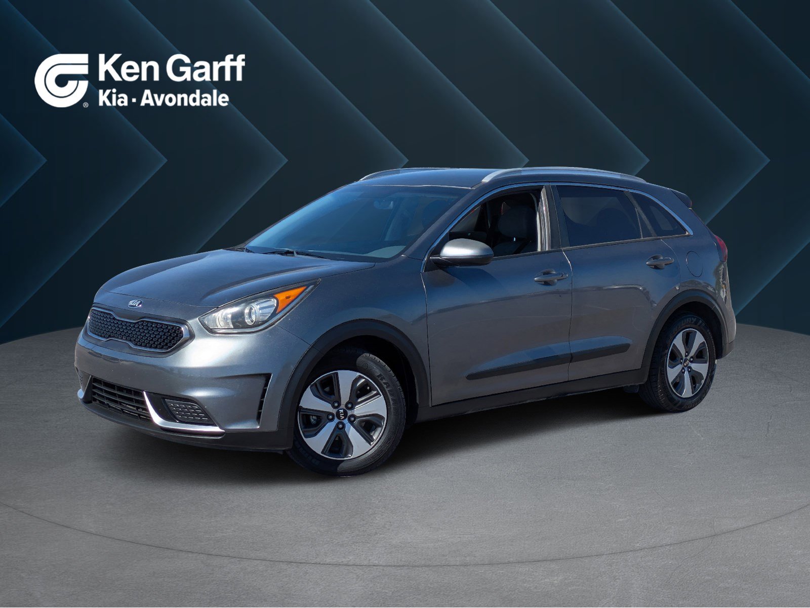 2017 Kia Niro LX photo 3