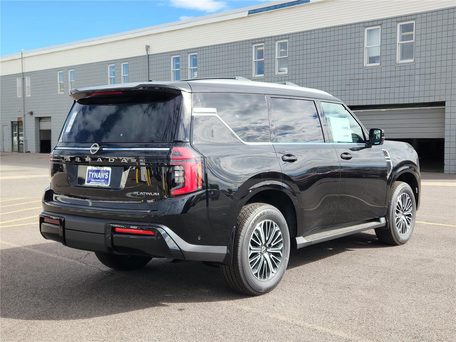 2026 Nissan Armada Platinum photo 2