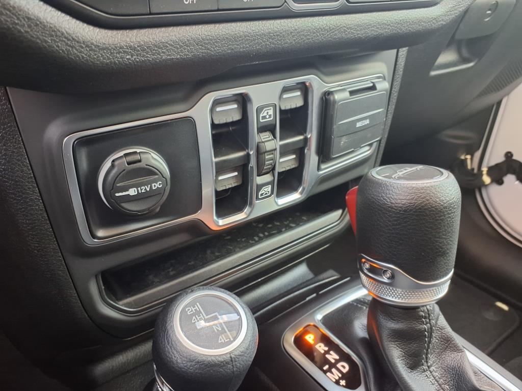 2025 Jeep Gladiator Sport S photo 10