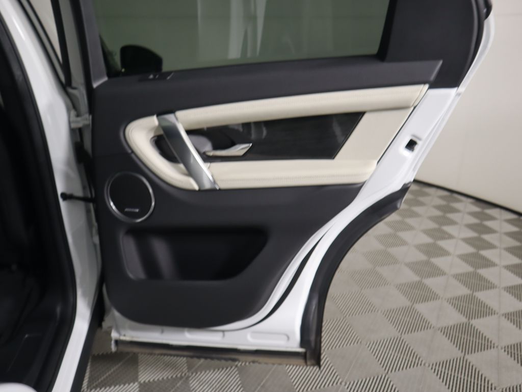 2023 Land Rover Discovery Sport SE R-Dynamic photo 26