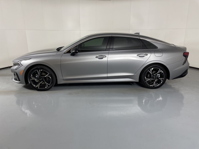 2026 Kia K5 GT-Line photo 5