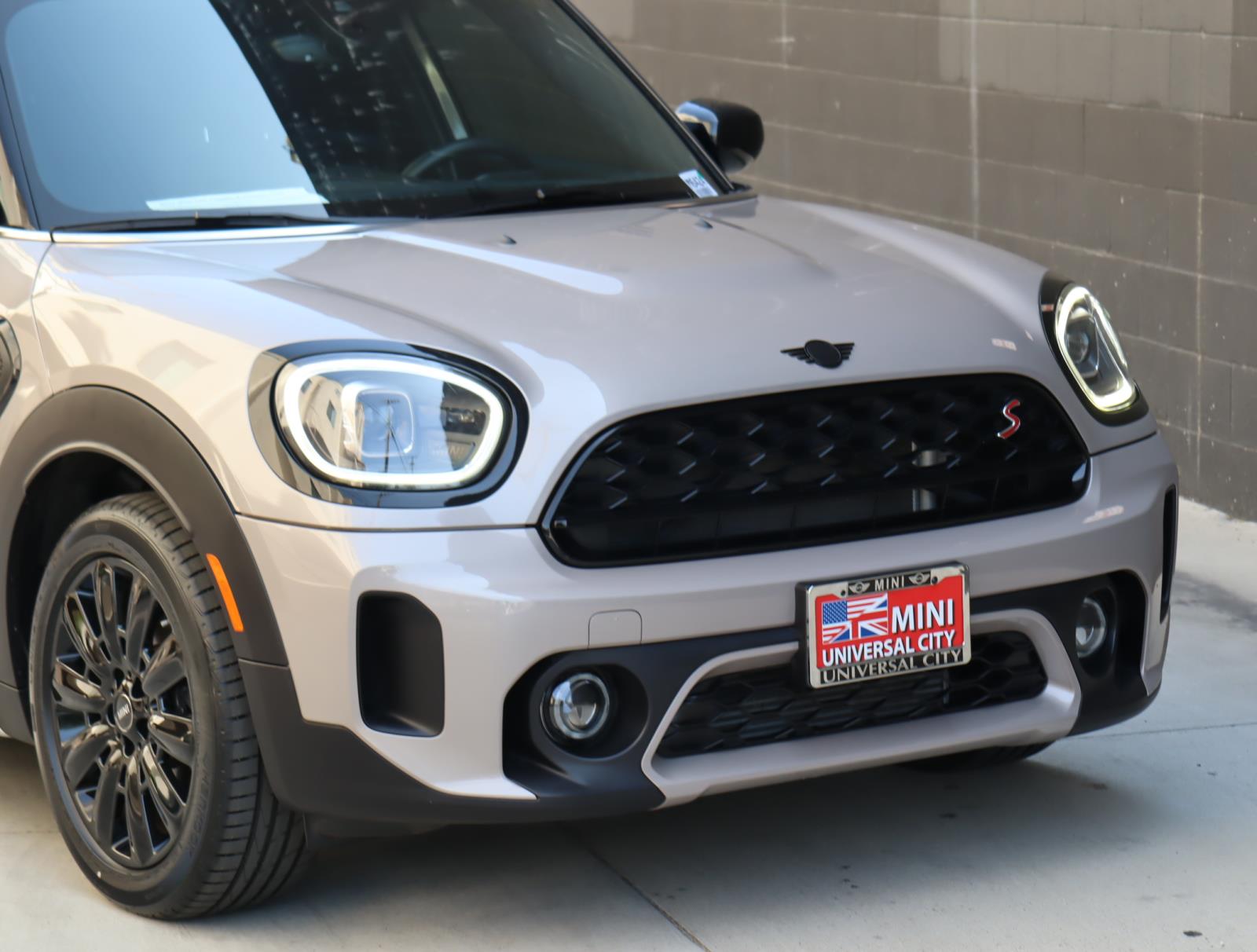 2023 Mini Countryman S photo 2