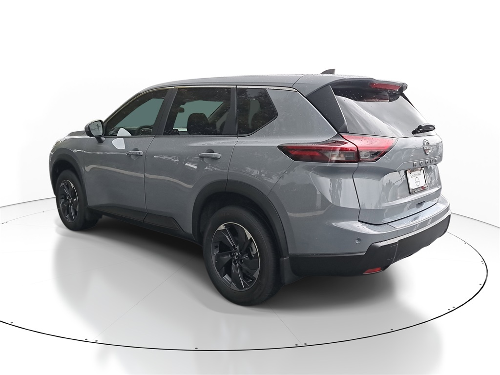 2026 Nissan Rogue SV photo 4
