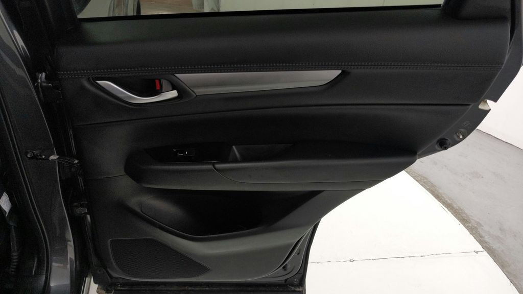 2023 Mazda CX-5 2.5 Select photo 22
