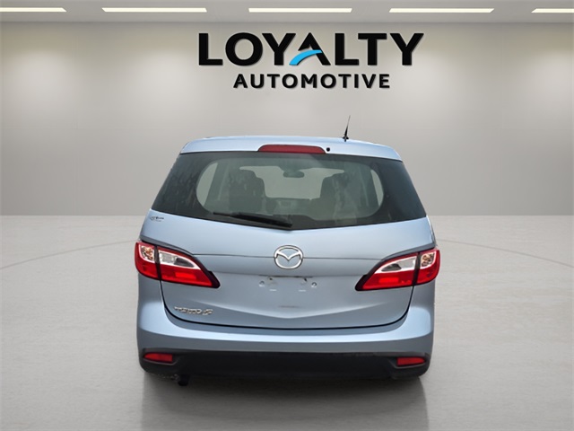 2013 Mazda Mazda5 Sport photo 4