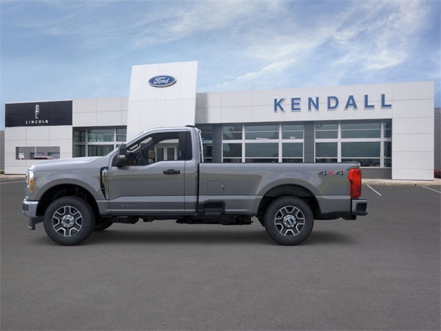 2025 Ford F-250 photo 3