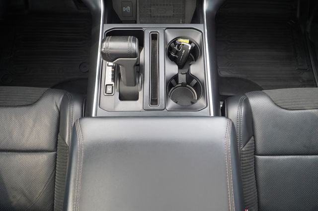 2021 Ford F-150 Raptor photo 23