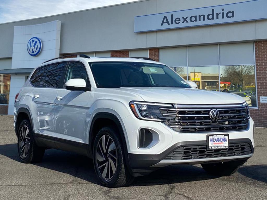 2024 Volkswagen Atlas SE w/Tech's photo
