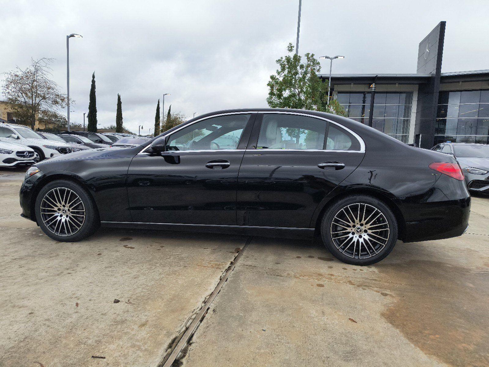 2024 Mercedes Benz C 300 photo 2