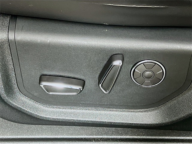 2020 Ford F-150 Platinum photo 11