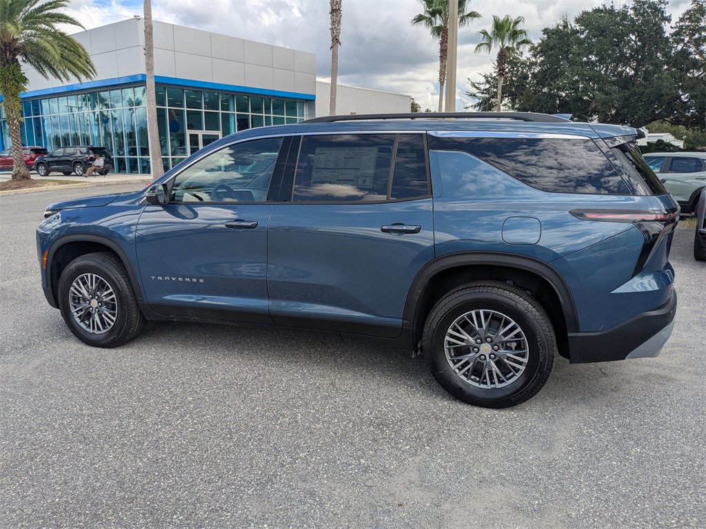 2026 Chevrolet Traverse L photo 5