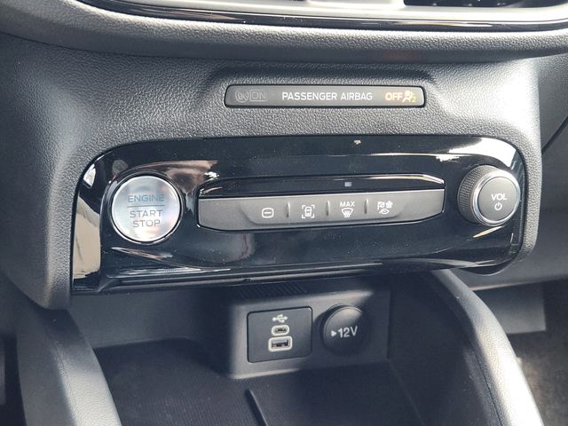 2025 Ford Escape ST-Line photo 14