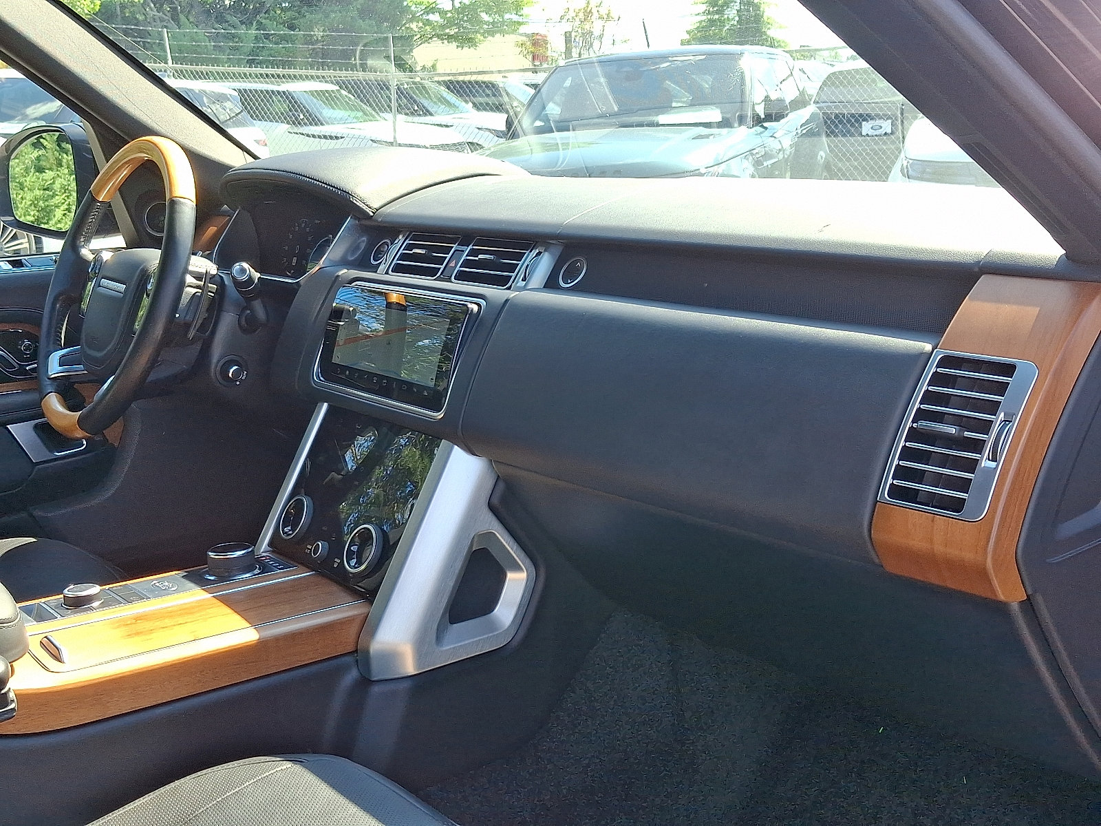 2020 Land Rover Range Rover P525 HSE photo 20