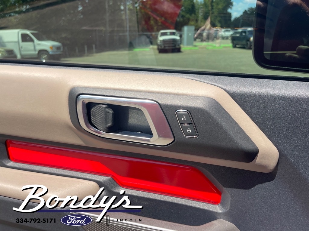 2022 Ford Bronco Wildtrak photo 8
